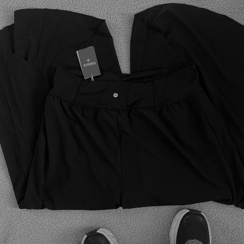 XLARGE. (PETITE). HALARA BREEZEFUL PALAZZO FLOWY RUFFLE WIDE LEG DANCE PANTS - Picture 8 of 10